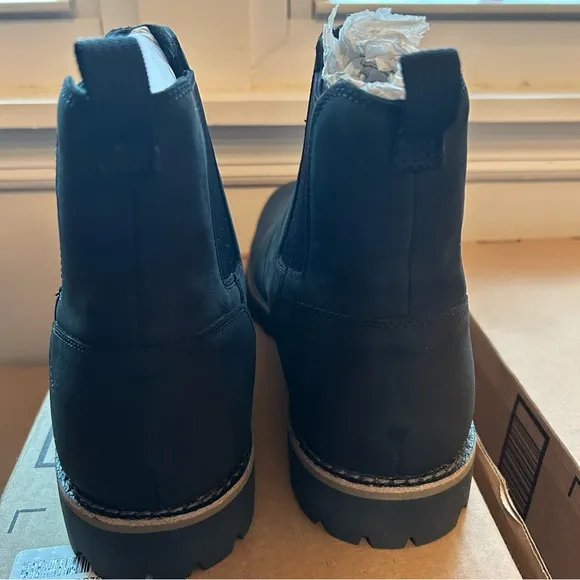 NEW Men’s Chaco Waterproof Chelsea Black Boots (11)