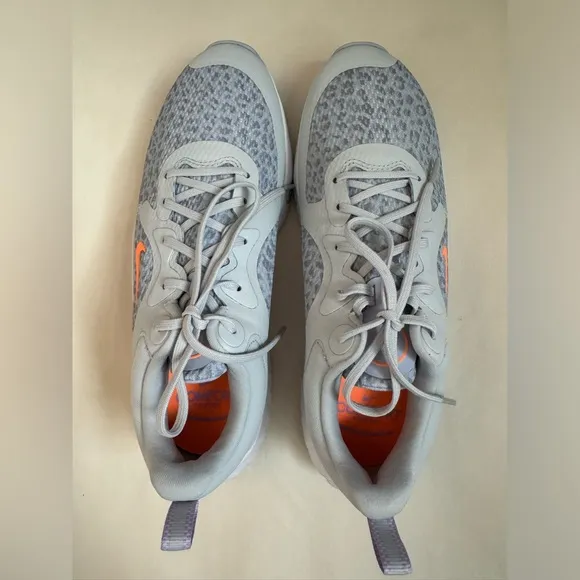 NEW Nike Renew In-Season TR11 Trainer RunningSneakers NWT Pure Platinum Atomic…