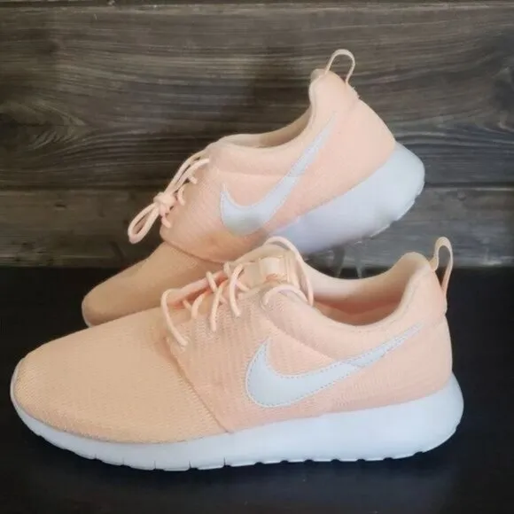 New Nike Roshe Peach White Sneakers Everyday Walking Comfy Casual Shoes NWT