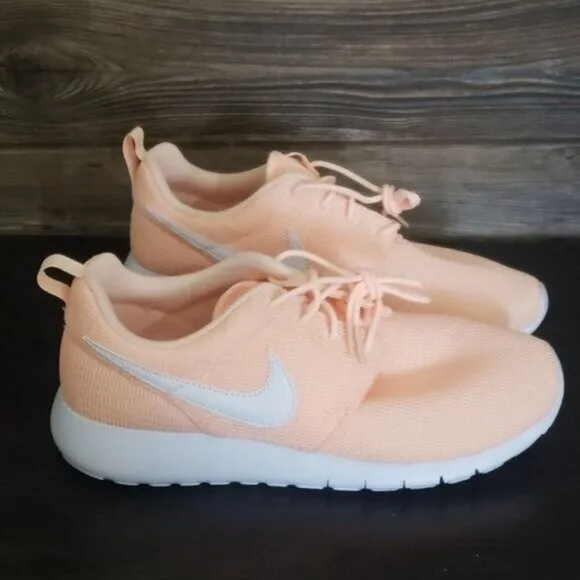 New Nike Roshe Peach White Sneakers Everyday Walking Comfy Casual Shoes NWT