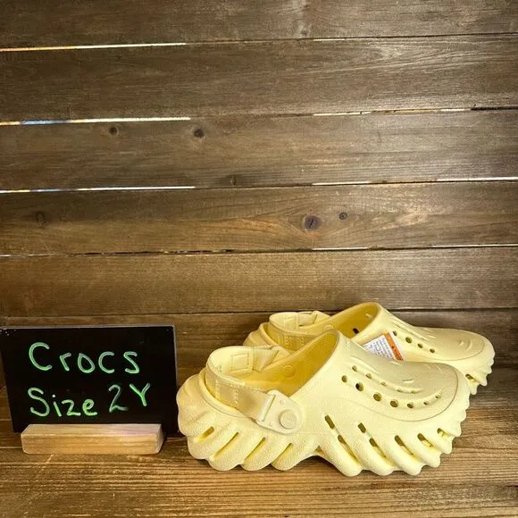 New NWT Big Kids Crocs Echo Yellow‎ Comfort Clogs Sandals Shoes Size 2 Y