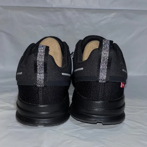 NEW ON Running Womens Black Running Shoes Size Y5