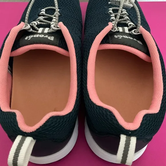 New Propet travelwalker II womens walking shoes navy melon.