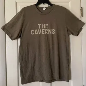 NEW! RARE THE CAVERNS 2019 TENNESSEE MUSIC FESTIVAL CONCERT VENUE TEE T-SHIRT XL