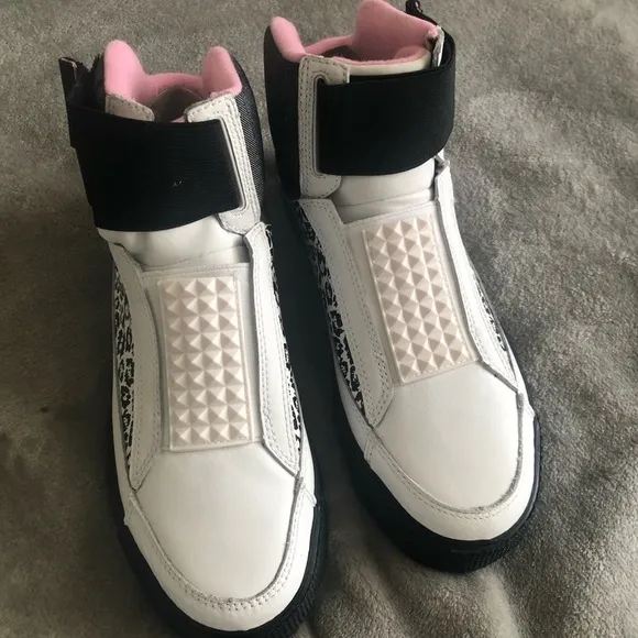 NEW Royal Elastics Queen High Big Fat Studs sneakers size 6.5