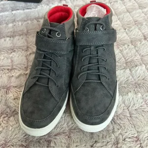 New Sonoma High Top Boy Sneakers Size 4