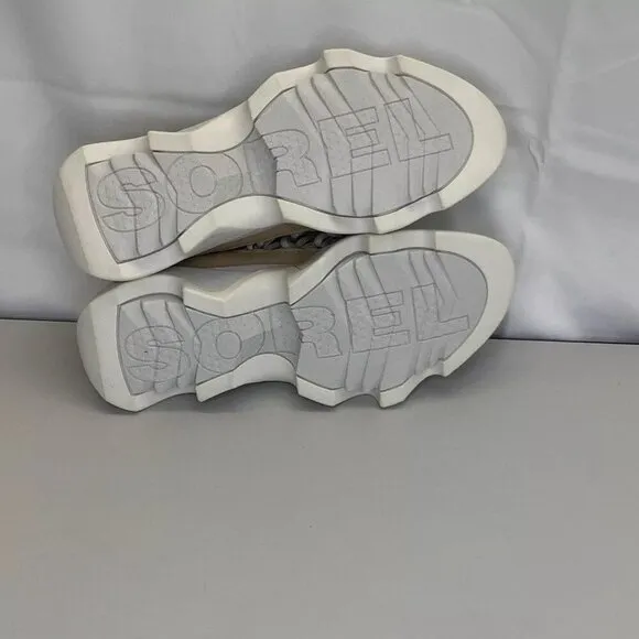 NEW SOREL Womens Kinetic Impact II Lace Sneaker Lightweight Chunky Grey Size 7.5