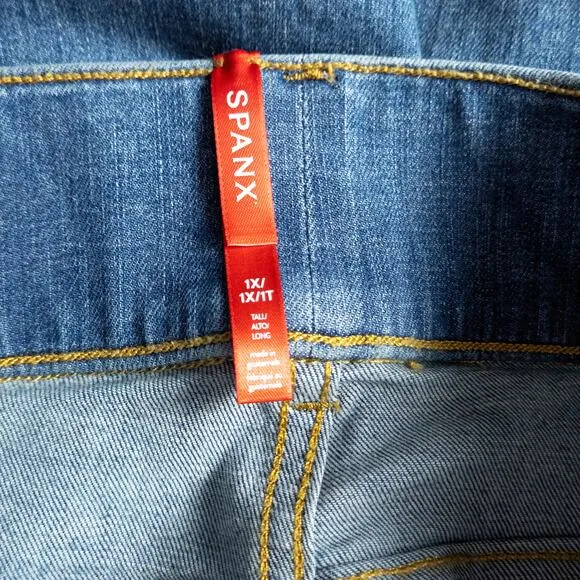 NEW Spanx Women’s Vintage Indigo Jeans Straight Leg Pull-On Plus Size Tall 1X