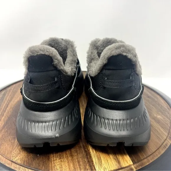🥷🏿🥷🏿🥷🏿NEW Ugg MensCA805 V2 Remix Heritage Black Sneakers Shoes! No box!