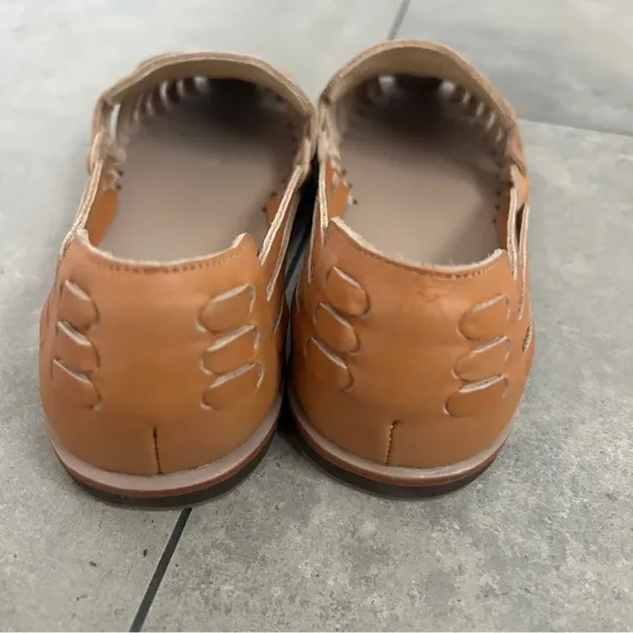 NEW Women's Huarache Sandal Almond tan neutral 6