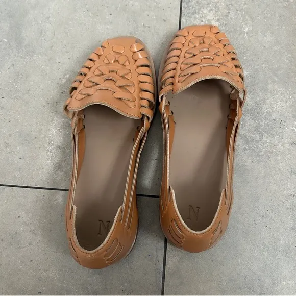 NEW Women's Huarache Sandal Almond tan neutral 6