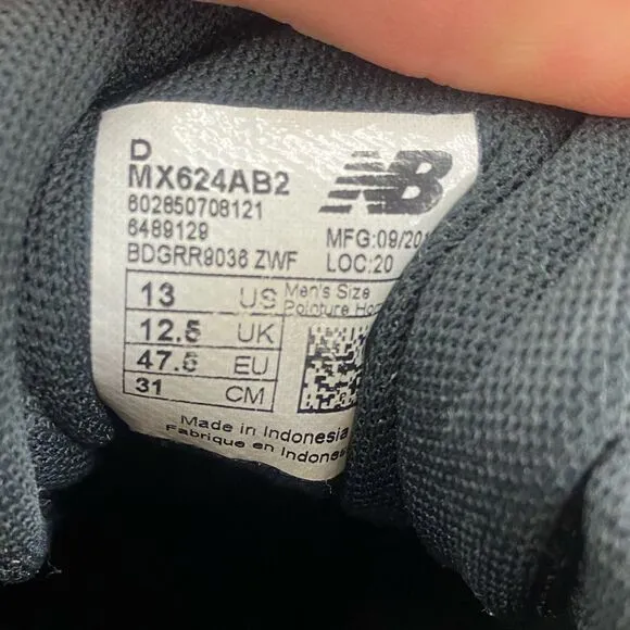 New Balance Men 13 Black Walking Shoes