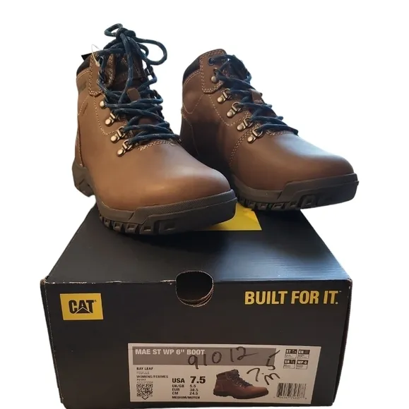 NIB Caterpillar Mae St 7.5 women's med steel toe boot NEW NEVER WORN