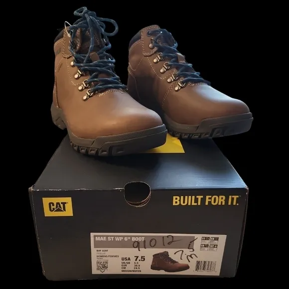 NIB Caterpillar Mae St 7.5 women's med steel toe boot NEW NEVER WORN