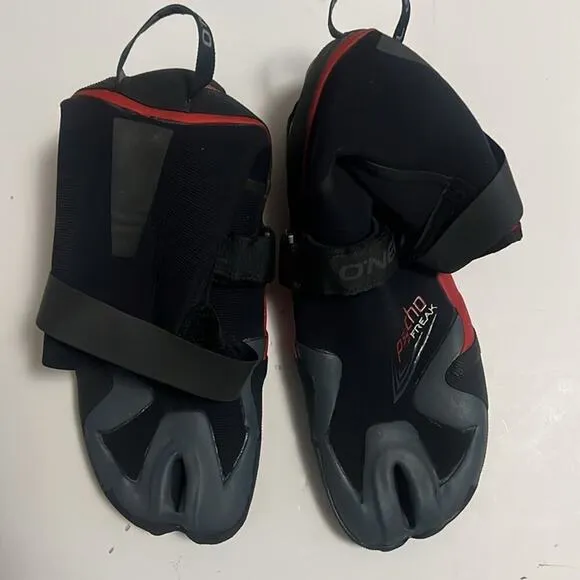 NIB O’NEILL PSYCHOFREAK SPLIT TOE 3.5MM BLACK &amp;‎ RED WETSUIT SWIM BOOTS. SIZE 12
