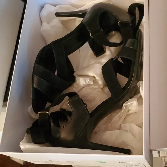 Nib Pierre Hardy Elegant Black Strappy Heels