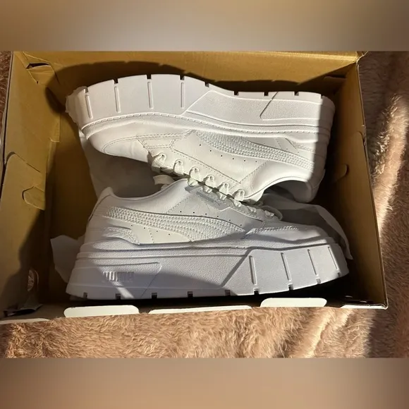 NIB Puma Mayze Stack Trainers White Size 9.5 Women’s