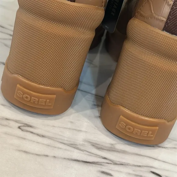 NIB SOREL Women’s Waterproof Boots