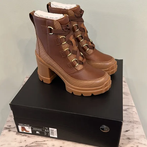 NIB SOREL Women’s Waterproof Boots