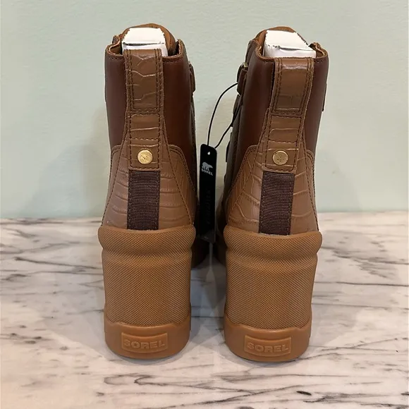 NIB SOREL Women’s Waterproof Boots
