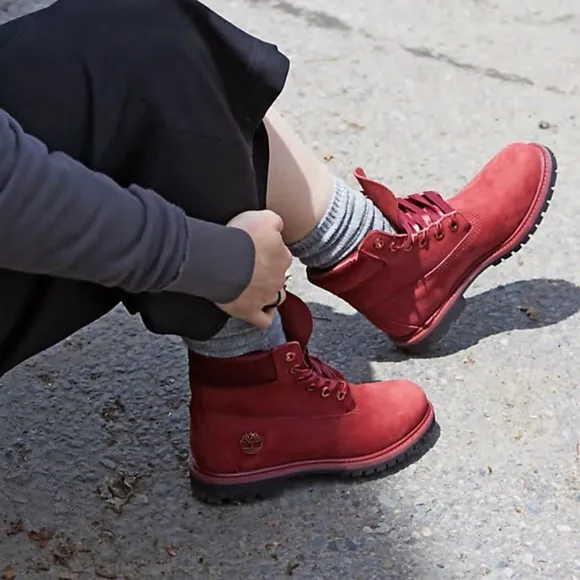 NIB Timberland Limit Satin Collar Waterproof Ribbon Tie Boots Red 38