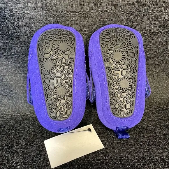 NIB UGG Baby Tasman - Naval Blue - Size 0/1