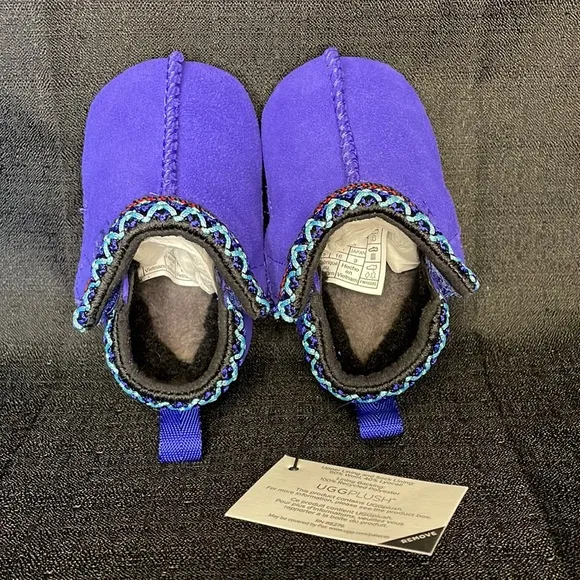 NIB UGG Baby Tasman - Naval Blue - Size 0/1