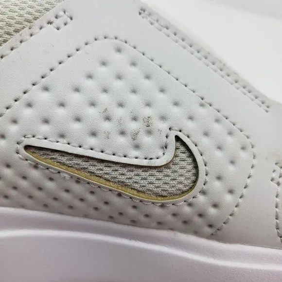 Nike AD Comfort Womens Size 11 Photon Dust White Sneaker Shoes DJ1001-001
