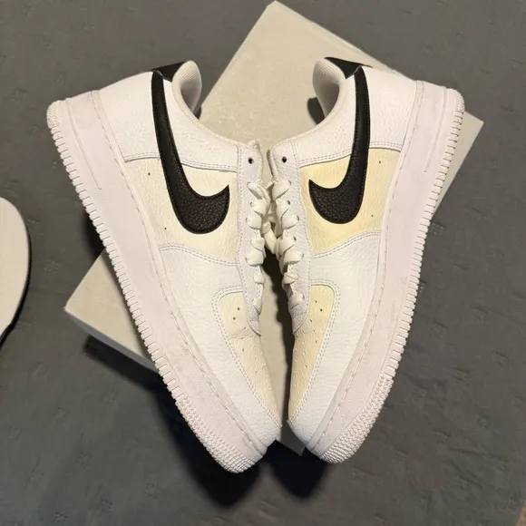 Nike Air Force 1 ‘07 Men’s White / Black AF1 Sneakers