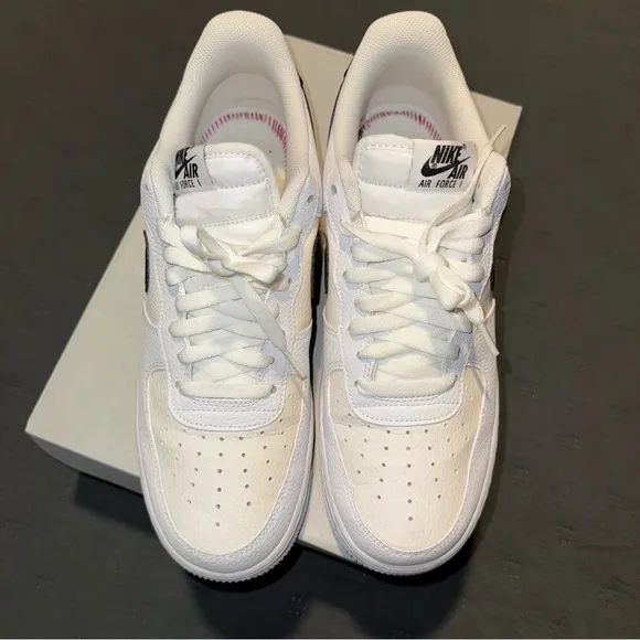 Nike Air Force 1 ‘07 Men’s White / Black AF1 Sneakers