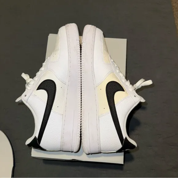 Nike Air Force 1 ‘07 Men’s White / Black AF1 Sneakers