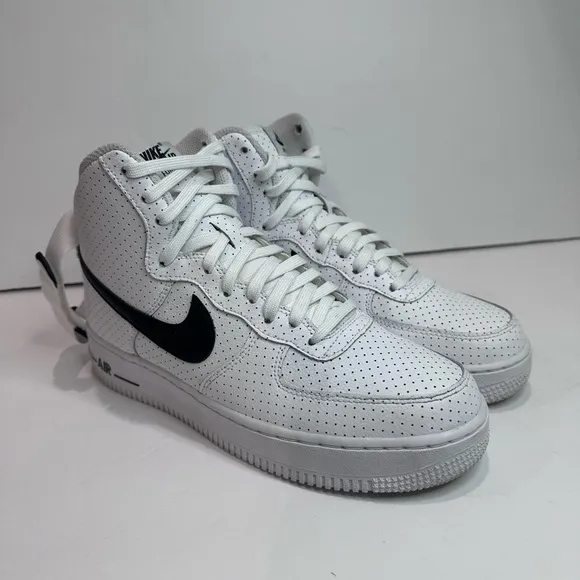 Nike Air Force 1 High Top Sneakers - White and Black Sz.6.5y