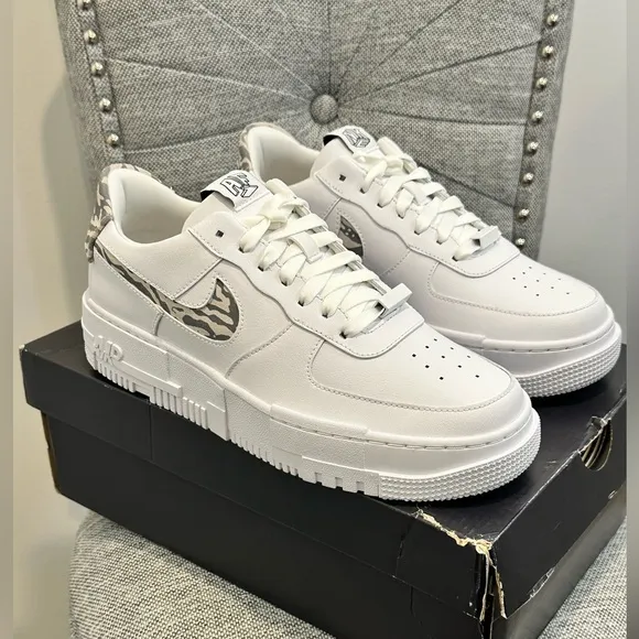 Nike Air Force 1 Pixel SE Women’s White/Particle Gray/Summit White, Size: 10.5