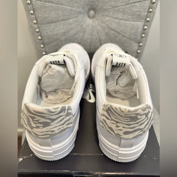 Nike Air Force 1 Pixel SE Women’s White/Particle Gray/Summit White, Size: 10.5