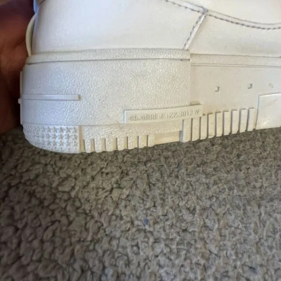 Nike Air Force 1 Pixel Sneakers Mens 8 White Chunky Shoe