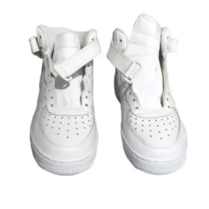 Nike Air Force 1 White Sneakers Size 6.5Y - Streetwear, Classic, Sporty