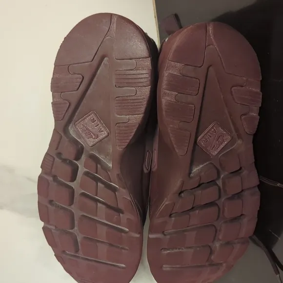Nike AIR HUARACHE RUN ULTRA SE Deep Burgundy Men's Size 8.5 MSRP $180