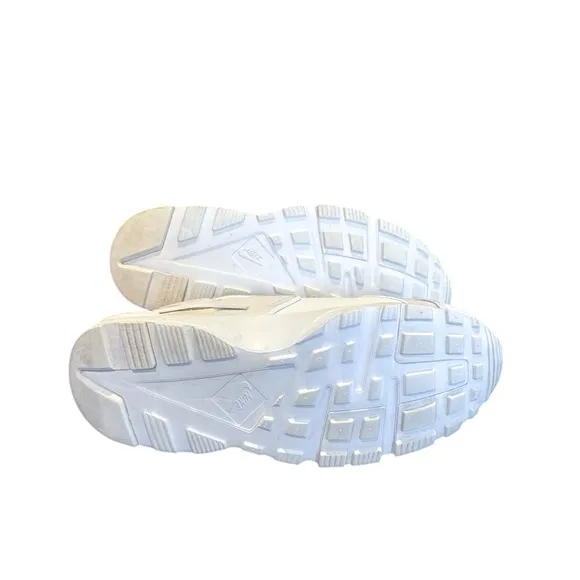 Nike Air Huaraches Triple White Youth Sneakers