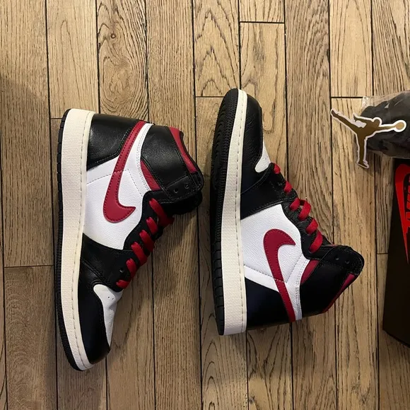Nike Air Jordan 1 High OG Sneakers - Red, Black, White