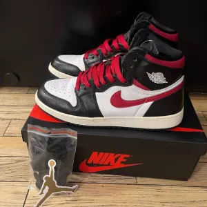 Nike Air Jordan 1 High OG Sneakers - Red, Black, White