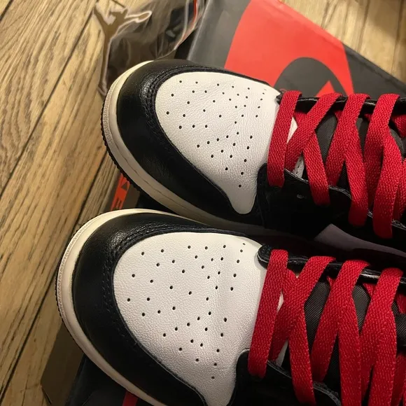 Nike Air Jordan 1 High OG Sneakers - Red, Black, White