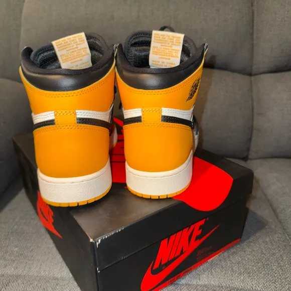 Nike Air Jordan 1 High OG Sneakers