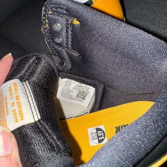 Nike Air Jordan 1 High OG Sneakers