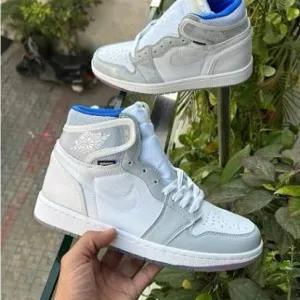 Nike Air Jordan 1 High White Sneakers