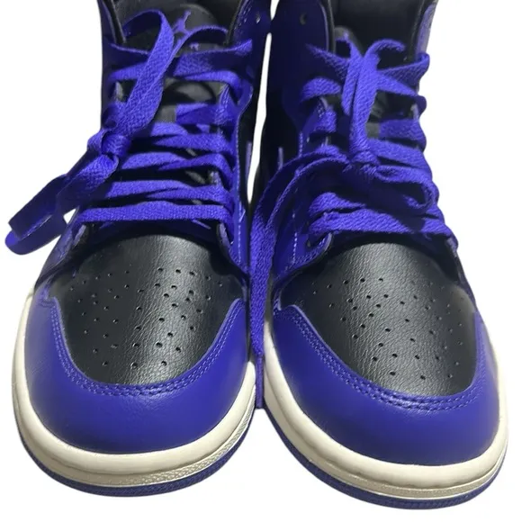 Nike  Air Jordan 1 Mid Dark Concord' BQ6472-051Black- Purple Women Size 9.5