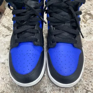 Nike Air Jordan 1 Mid GS 'Hyper Royal'  554725-077  Youth Size 4Y