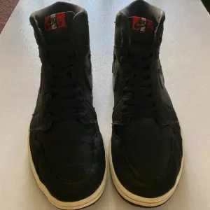 NIKE Air Jordan 1 Retro High OG Paris St. Germain AR3254-001 Black Sneakers 11.5