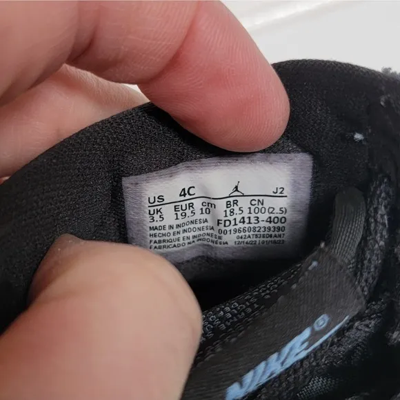 Nike Air Jordan 1 Retro High OG UNC Toe (TD) Sneakers