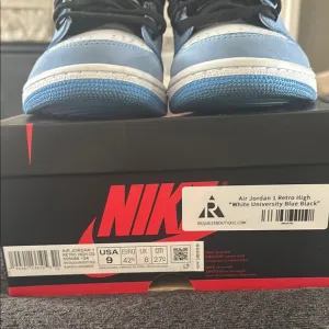 Nike Air Jordan 1 Retro High Sneakers