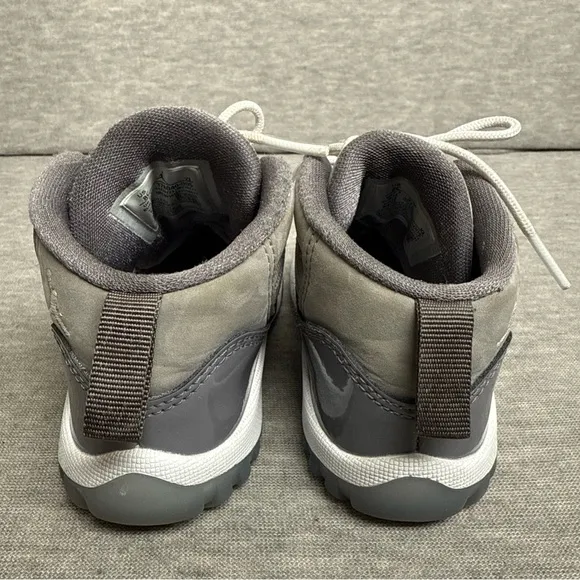 Nike Air Jordan 11 Retro Gray Toddler Size 8C Athletic Shoes Sneakers 378040-005